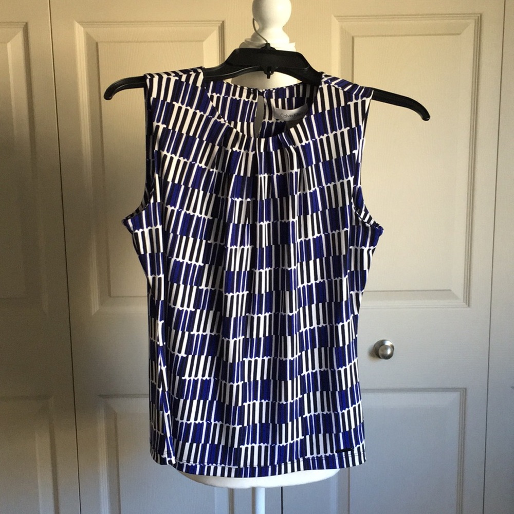 Calvin Klein sleeveless neck pleat blouse Size PS